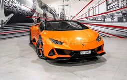 Orange Lamborghini Evo spyder for rent in Dubai