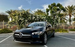 Black Mercedes CLA 250 for rent in Abu-Dhabi