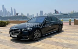 Black Mercedes S500 Class for rent in Sharjah