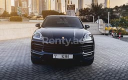 Black Porsche Cayenne for rent in Dubai