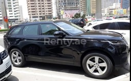 Черный Range Rover Velar в аренду в Abu-Dhabi