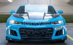 Синий Chevrolet Camaro evo dynamic в аренду в Dubai