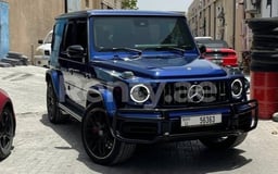 أزرق Mercedes G63 AMG للإيجار في Dubai