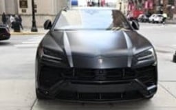 اللون الرمادي Lamborghini Urus للإيجار في Abu-Dhabi