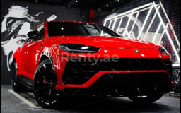 Rouge Lamborghini Urus en location à Sharjah