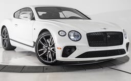 Weiß Bentley Continental zur Miete in Abu-Dhabi