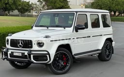 在Dubai租赁白色 Mercedes G63 Brand New