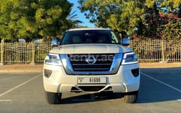 White Nissan Patrol V6 for rent in Abu-Dhabi