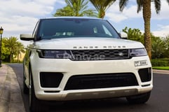 أبيض Range Rover Sport Autobiography للإيجار في Dubai