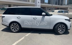 أبيض Range Rover Sport Supercharged للإيجار في Dubai