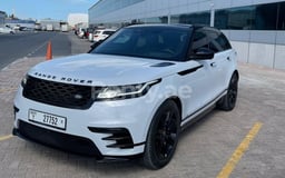 Weiß Range Rover Velar zur Miete in Abu-Dhabi