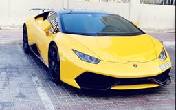 Gelb Lamborghini Huracan zur Miete in Abu-Dhabi