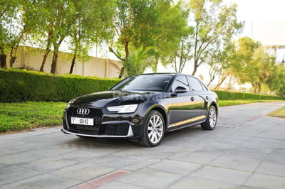 Black Audi A4 for rent in Abu-Dhabi 0