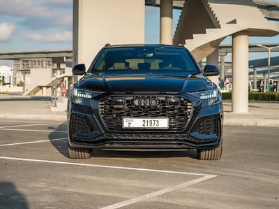 Black Audi RSQ8 for rent in Abu-Dhabi 0