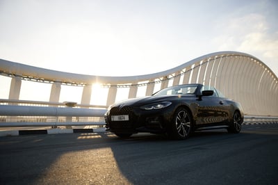 Nero BMW 430i cabrio in affitto a Abu-Dhabi 1