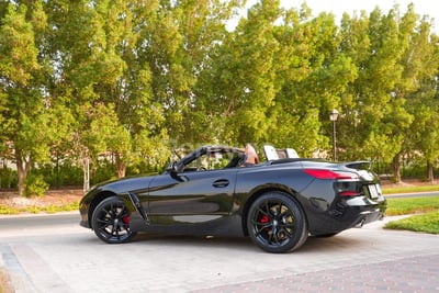 Black BMW Z4 for rent in Abu-Dhabi 1