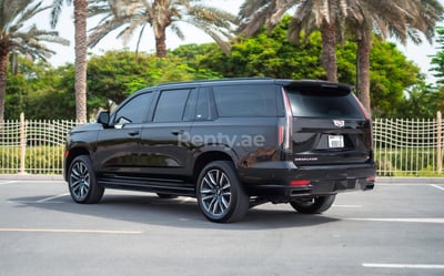 Nero Cadillac Escalade XL in affitto a Abu-Dhabi 1