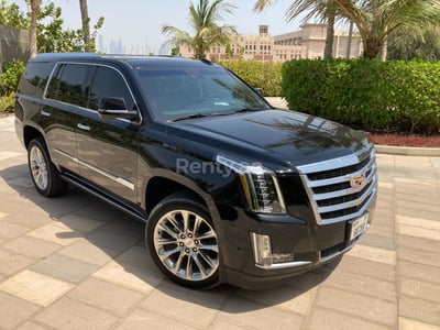 Schwarz Cadillac Escalade zur Miete in Dubai 0