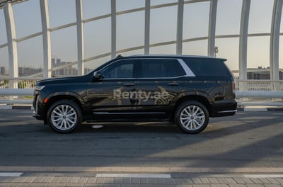 Nero Cadillac Escalade in affitto a Abu-Dhabi 1