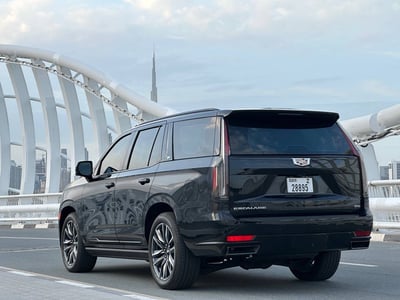 Noir Cadillac Escalade en location à Abu-Dhabi 1