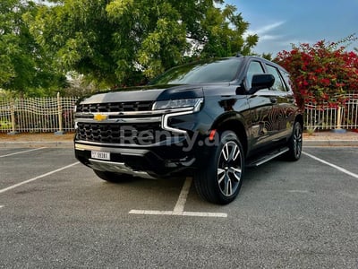 Noir Chevrolet Tahoe en location à Sharjah 0