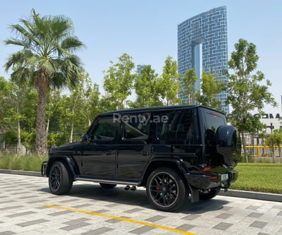 Черный Mercedes G63 AMG, 2022, Double Night Package в аренду в Дубай 0