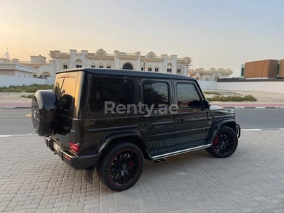 Negro Mercedes G63 AMG Edition 1 en alquiler en Abu-Dhabi 1