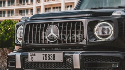 Black Mercedes G63 class for rent in Abu-Dhabi 1