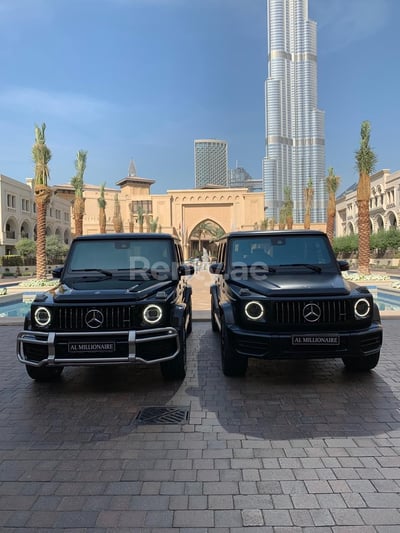 Nero Mercedes G63 in affitto a Dubai 1