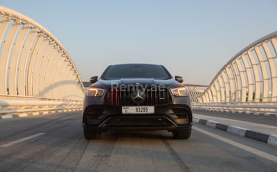 Noir Mercedes GLE 63s Coupe en location à Abu-Dhabi 0