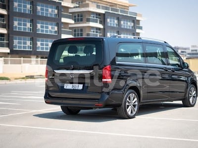 Black Mercedes V250 for rent in Dubai 1