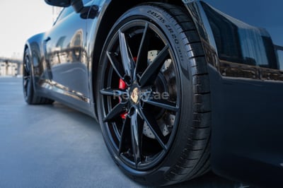 Black Porsche 911 Carrera S for rent in Abu-Dhabi 1