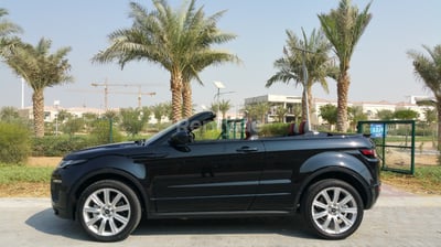 Schwarz Range Rover Evoque zur Miete in Abu-Dhabi 1