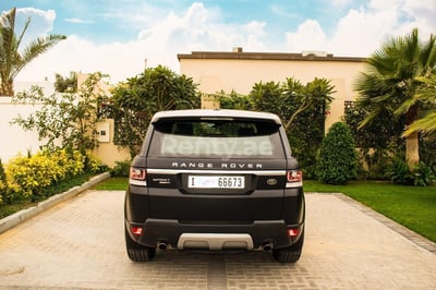 Nero Range Rover Sport in affitto a Abu-Dhabi 0