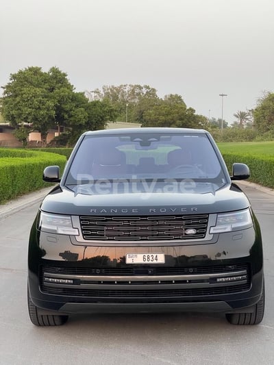 Schwarz Range Rover Vogue zur Miete in Abu-Dhabi 0