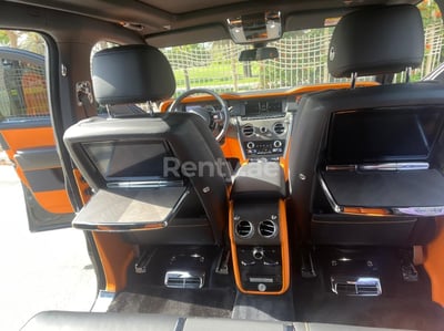 Black Rolls Royce Cullinan Black Badge for rent in Abu-Dhabi 1