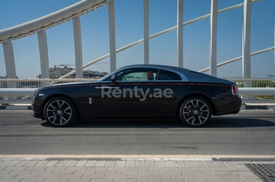 Schwarz Rolls Royce Wraith Silver roof zur Miete in Sharjah 1