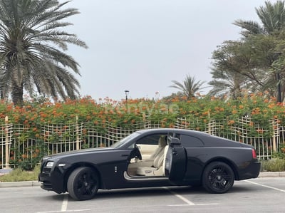 Schwarz Rolls Royce Wraith zur Miete in Dubai 0