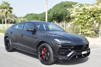 Black Lamborghini Urus for rent in Abu-Dhabi 0