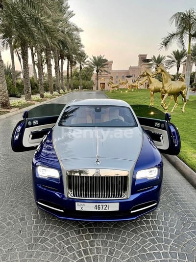 Blau Rolls Royce Wraith zur Miete in Abu-Dhabi 1