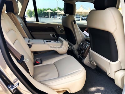 Dark Grey Range Rover Vogue for rent in Abu-Dhabi 1