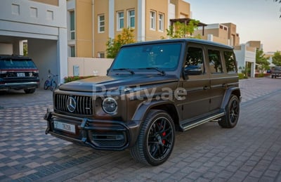 Green Mercedes G class for rent in Abu-Dhabi 0