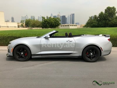 Grey Chevrolet Camaro for rent in Abu-Dhabi 0