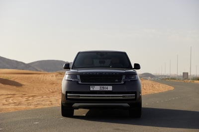 اللون الرمادي Range Rover Vogue HSE للإيجار في أبو ظبي 0