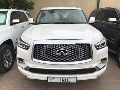 أبيض Infiniti QX80 للإيجار في أبو ظبي 0