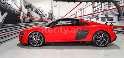 Red Audi R8 for rent in Dubai 0