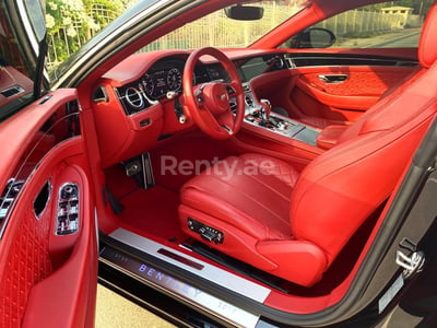 أبيض Bentley Continental GT للإيجار في دبي 0