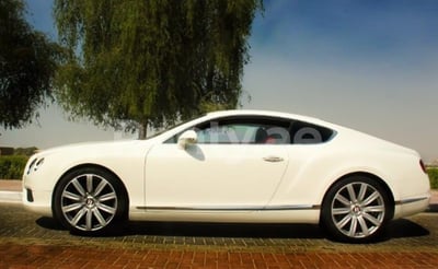 White Bentley GT for rent in Abu-Dhabi 0