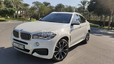 أبيض BMW X6 M power Kit V8 للإيجار في دبي 0