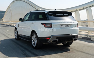 أبيض Range Rover Sport للإيجار في أبو ظبي 0